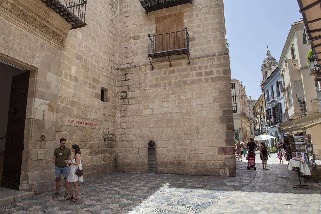 Апартаменты Inmalaga Picasso Экстерьер фото